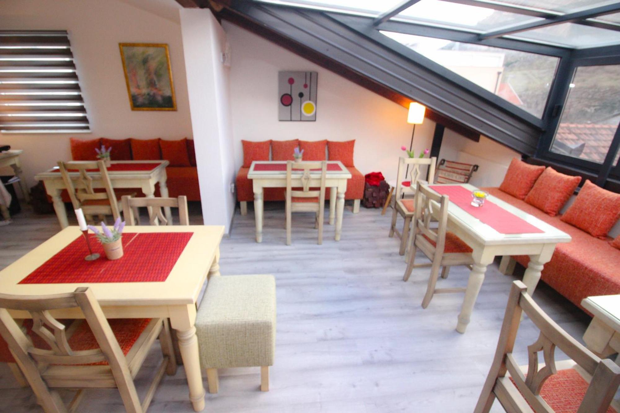 Villa Deny Mostar - With Free Parking ภายนอก รูปภาพ