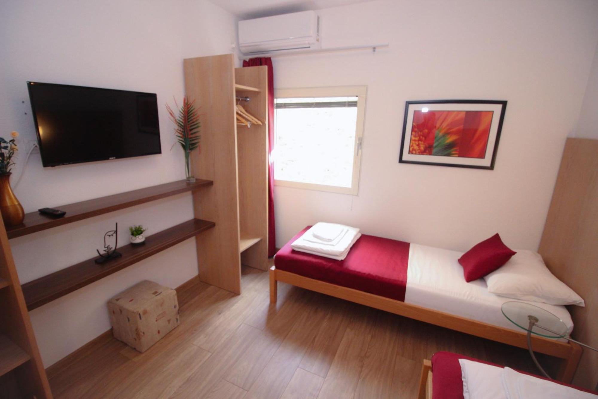 Villa Deny Mostar - With Free Parking ภายนอก รูปภาพ
