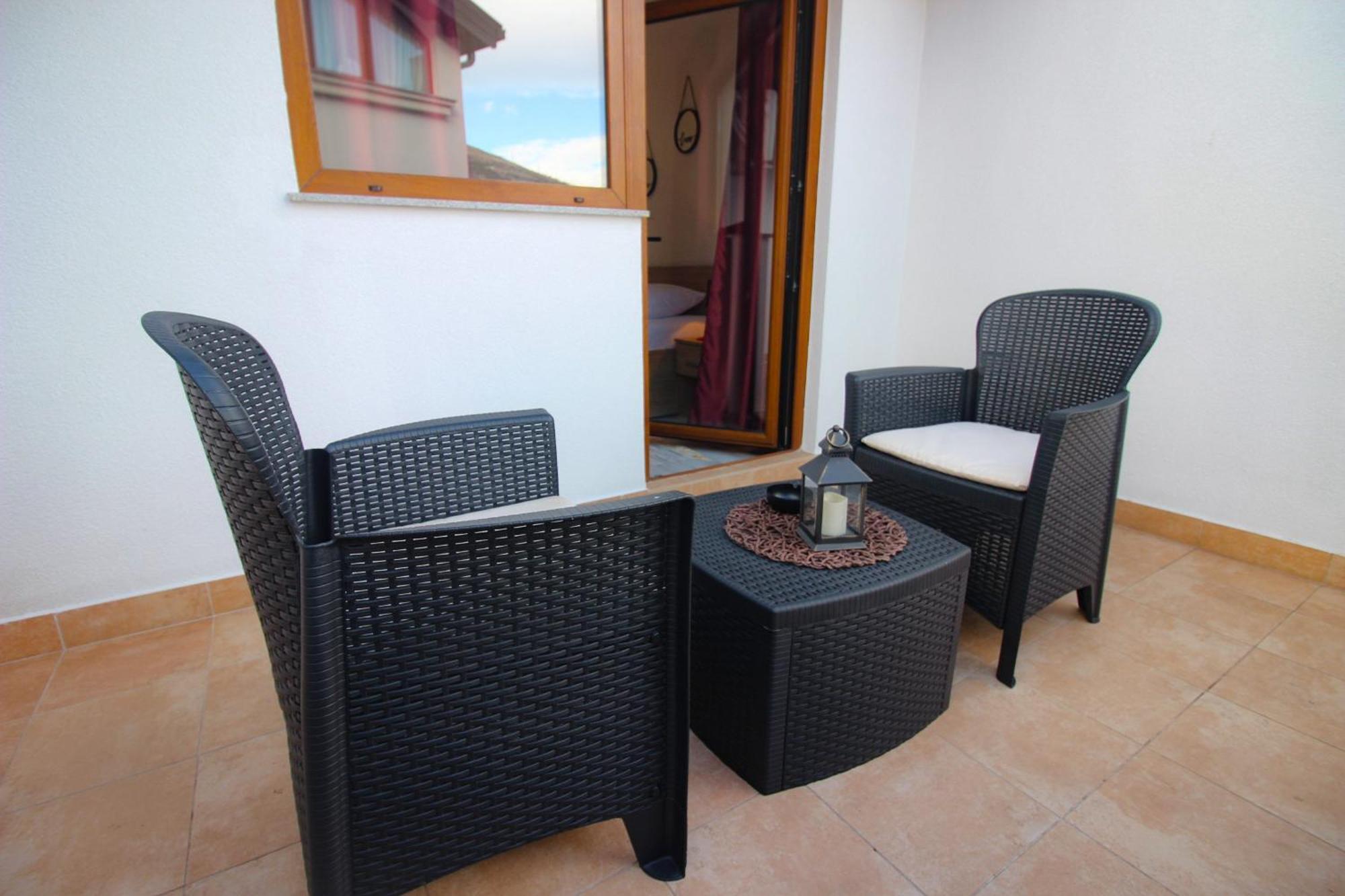 Villa Deny Mostar - With Free Parking ภายนอก รูปภาพ